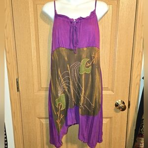 Rising International Dress so M/L